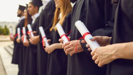 Quels sont les diplômes équivalents du bac à l'étranger ?