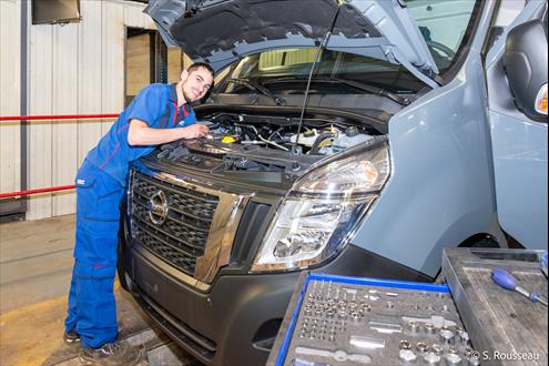 Offre Emploi Cdi Magasinier Vendeur Pi Ces Poids Lourds Theix Noyalo