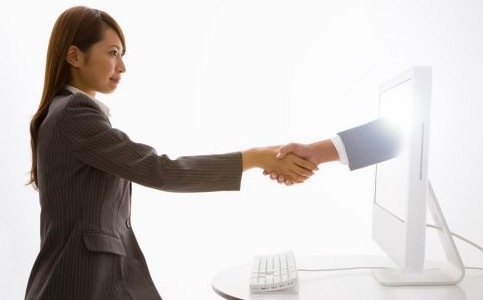 computer-shaking-hands.jpg