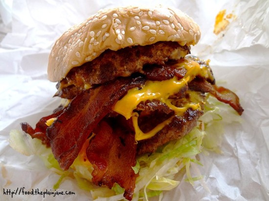 triple-bacon-cheeseburger