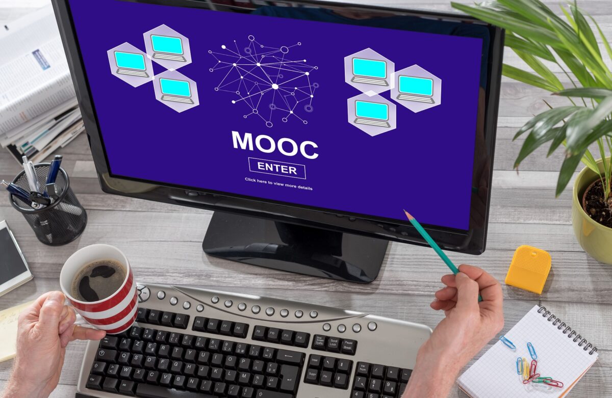 Mooc concept on a computer