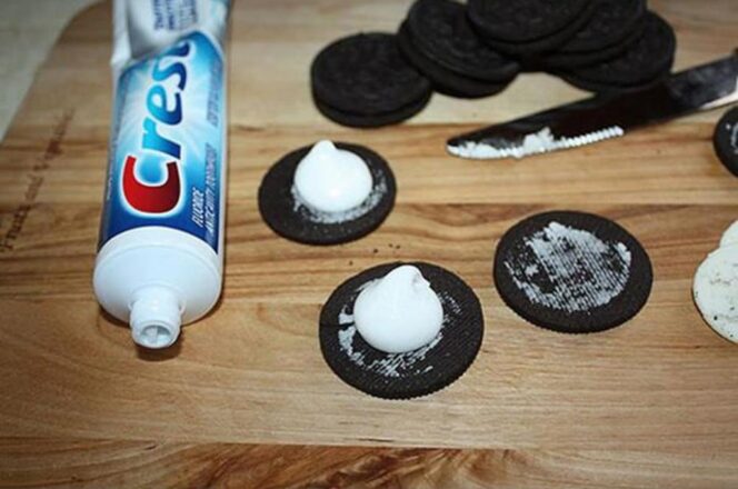 oreo dentifrice a fun thing to do in the morning mug 100 jokes for April 1st
