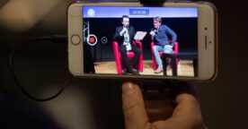 Comment les journalistes de l’AFP produisent des vidéos avec leurs smartphones