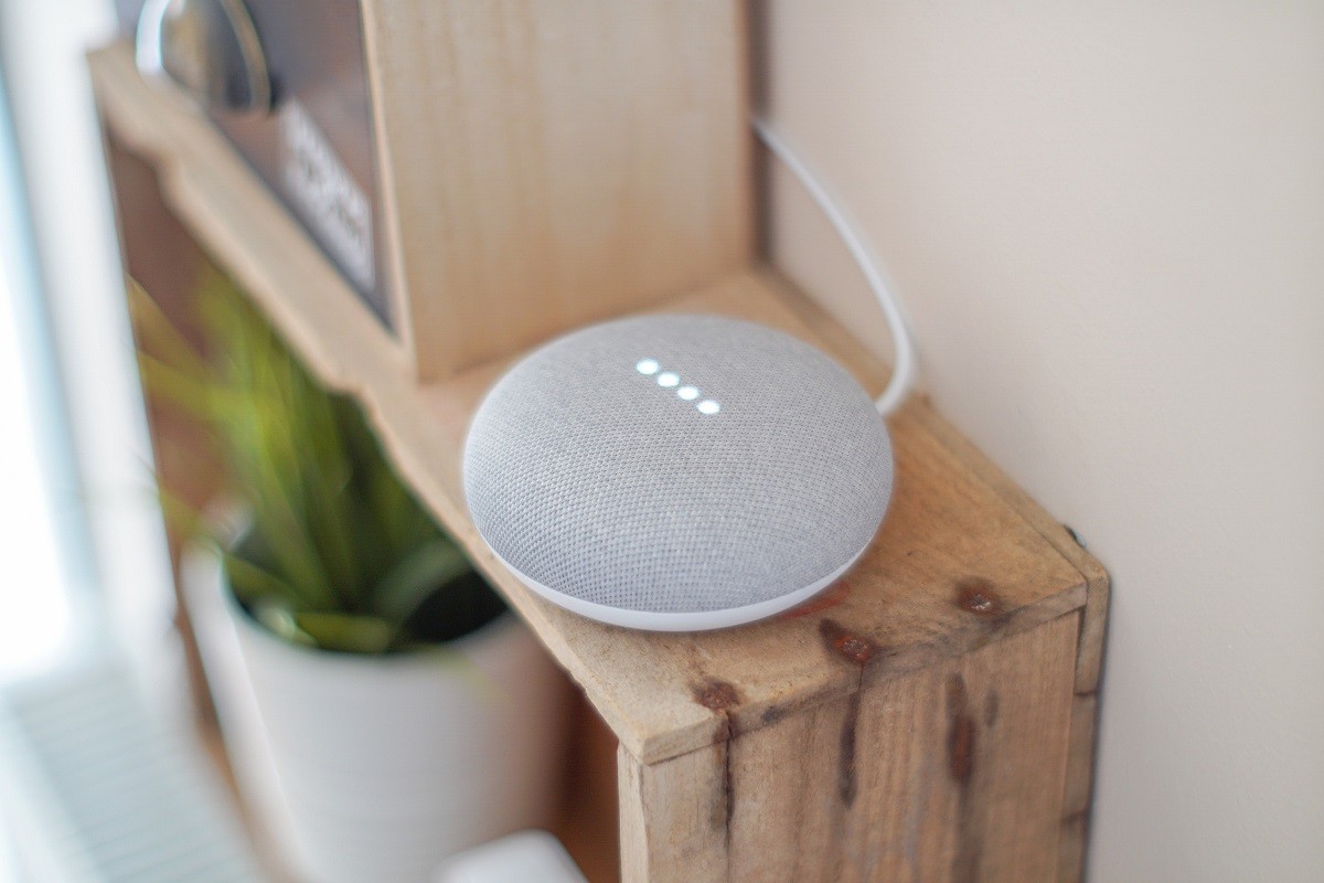 Enceinte-connectee-google-Home-Amazon-Echo