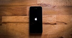 Apple suspend son programme d’analyses des requêtes de Siri