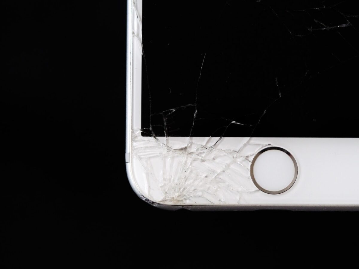 apple-iphone-ecran-casse
