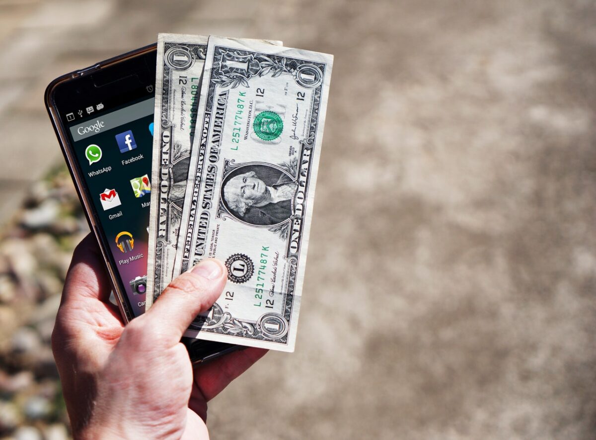 dollars-mobile-main