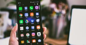 Les Français sont accros à leur mobile, et cela change leur rapport aux marques