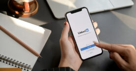 LinkedIn : modifiez un message privé, réagissez avec des emojis, lancez une vidéoconférence…
