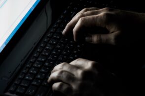 Dark web : les autorités font tomber le plus grand site e-commerce illégal au monde
