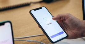 Déverrouiller son iPhone en portant un masque et sans Apple Watch, c’est possible avec iOS 15.4