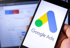 Google Ads : un nouveau modèle d’attribution par défaut pour les conversions