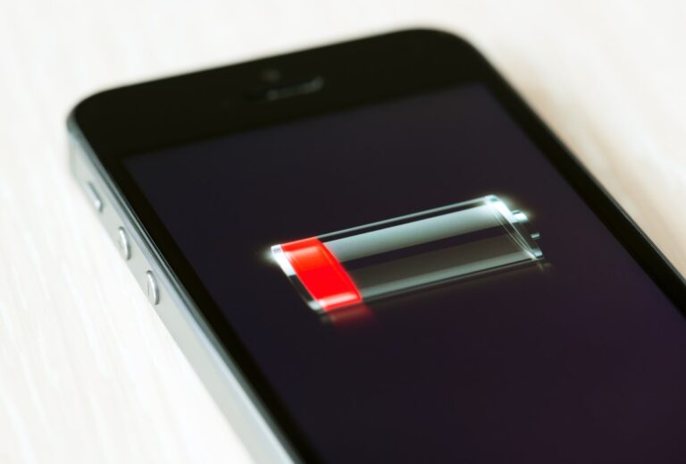 iPhone pourquoi la batterie se décharge plus vite avec iOS 15.4