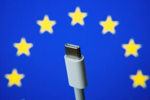 Le port USB-C devrait bientôt être imposé en Europe : la fin du port Lightning sur l’iPhone ?