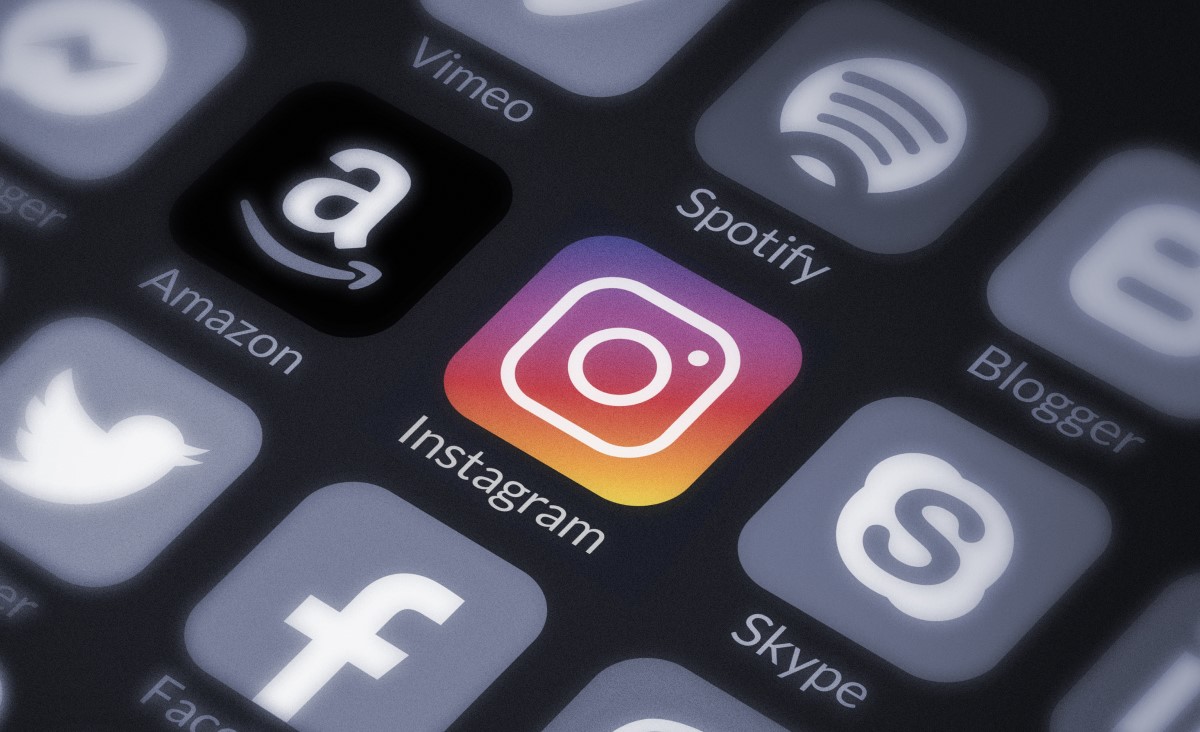 instagram-reduit-fonctions-shopping