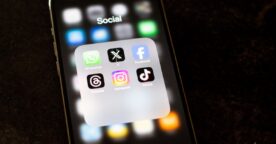 Guide 2025 : le format des vidéos sur Facebook, Instagram, TikTok, YouTube, LinkedIn…