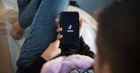 Réseaux sociaux et mineurs : un accord parental bientôt obligatoire, ce qui pourrait changer