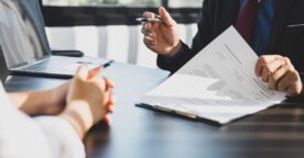 Comment rédiger un contrat : les 10 éléments indispensables