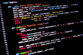 Développeur web : 10 outils IA pour générer et corriger du code