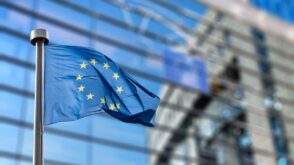IA Act : la France valide le projet européen pour réguler l’IA
