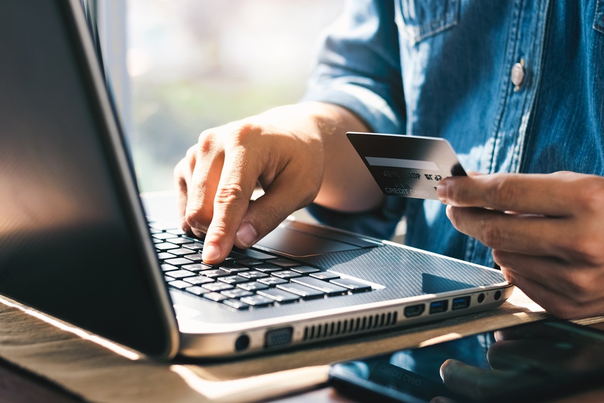 metiers-digital-guide-aides-financer-reconversion-professionnelle