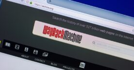 Google Search intègre la Wayback Machine : comment consulter les archives du web