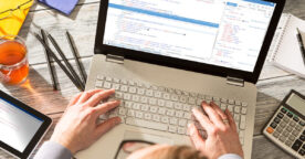 Comment l’IA transforme le métier de développeur web : bonnes pratiques, nouveau rôle et débouchés