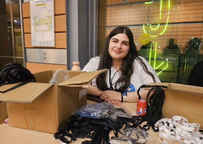 Mays-bénévole-speedons