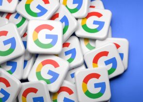 Google Discover : des pénalités manuelles apparaissent, comment éviter la sanction