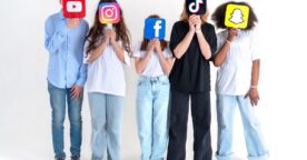 Réseaux sociaux et mineurs : pourquoi la vérification d’âge est-elle si complexe ?