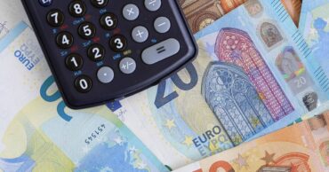 Développement web : 5 métiers les mieux payés et qui recrutent en 2025