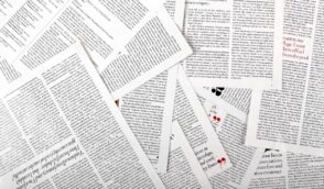 Faut-il publier régulièrement pour rester visible sur Google ?