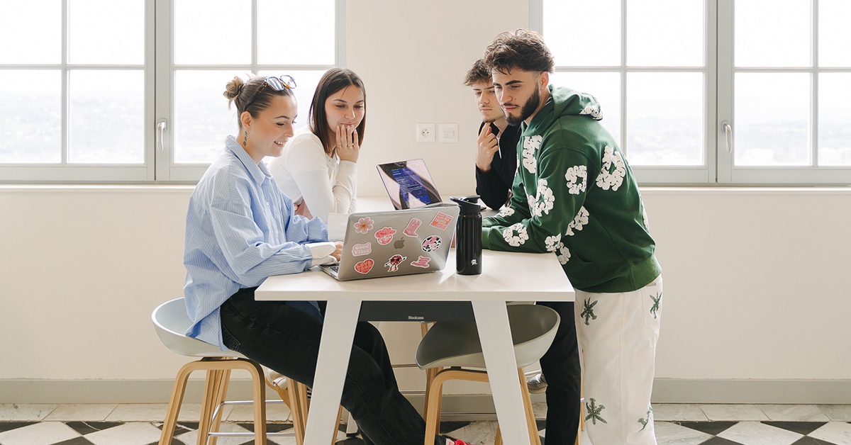 sup-de-com-etudiants