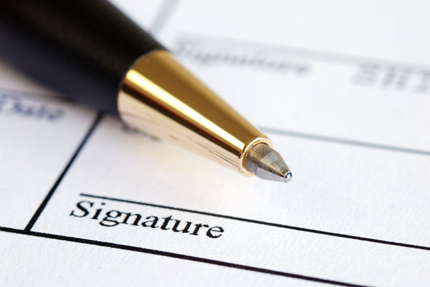 Moins de contrats aidés signés en 2014