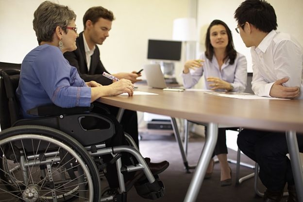 Comment la Mission Handicap accompagne-t-elle les handicapés au sein de BNP Paribas ?