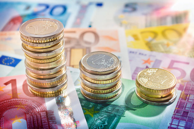 Pour 100 euros dans la poche du salarié, un employeur débourse 235 euros