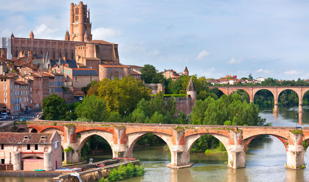 Les 30 jobs d’été qui recrutent en Occitanie cette année