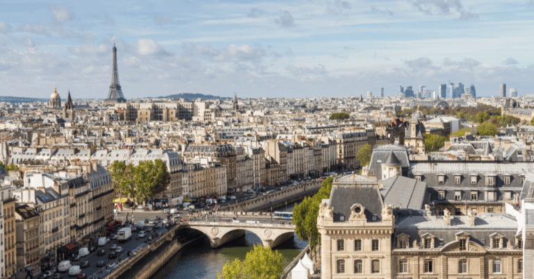 Informatique, banque, restauration, ingénierie, immobilier, compta… Dans quelles villes chercher du travail ?