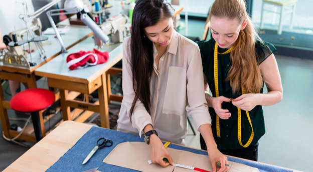 Textile, informatique, auto, immo... : les secteurs qui recrutent cet été
