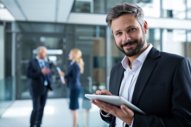 Les commerciaux dans le top 3 des profils les plus recherchés