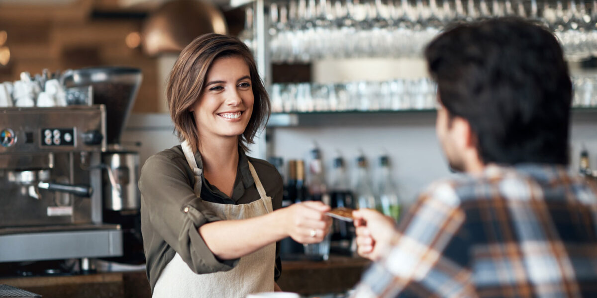 Restauration : le secteur envisage la rémunération "au service" pour tous les salariés