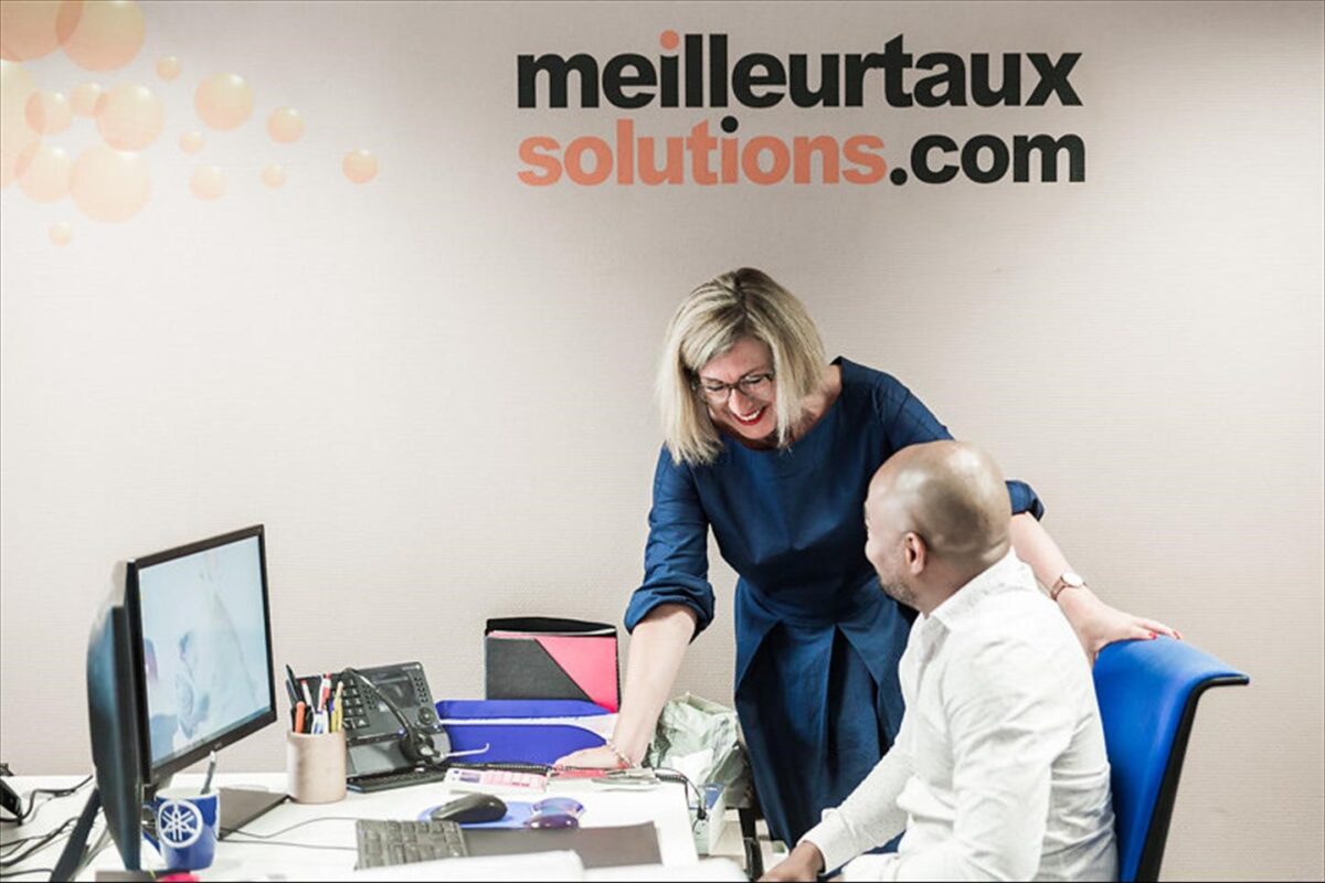 Kassandra et Anne-Charlotte, conseillères commerciales chez Meilleurtauxsolutions.com : « une journée parmi nous et vous aurez envie de nous rejoindre ! »