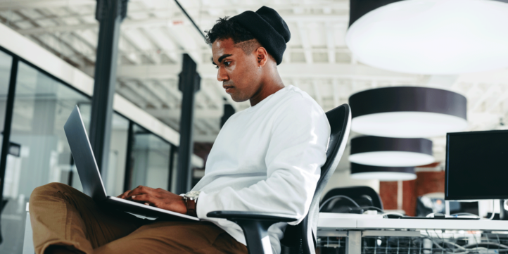 Reconversion : ces profils qui ont tout pour devenir développeur !