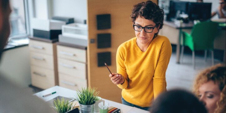L’Executive Master Management Général Online d’emlyon business school : « Se former à distance n’empêche pas de se créer un réseau ! »