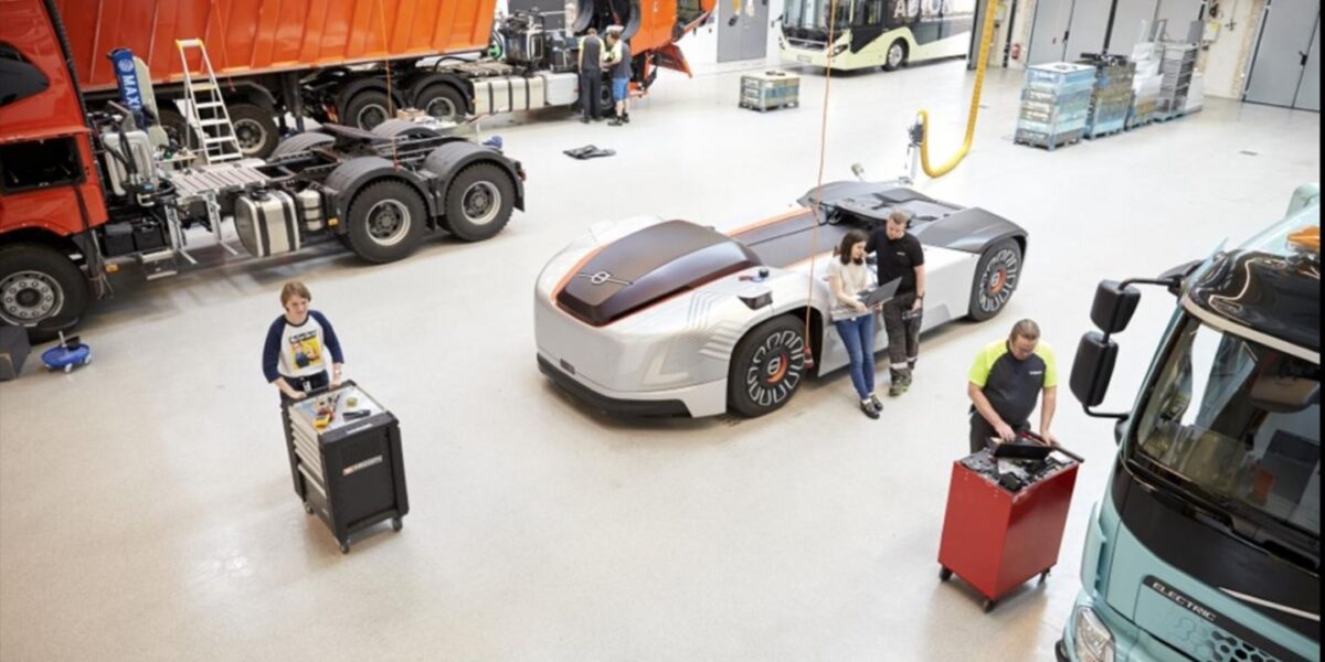 La période des stages commence chez le Groupe Volvo - Renault Trucks !
