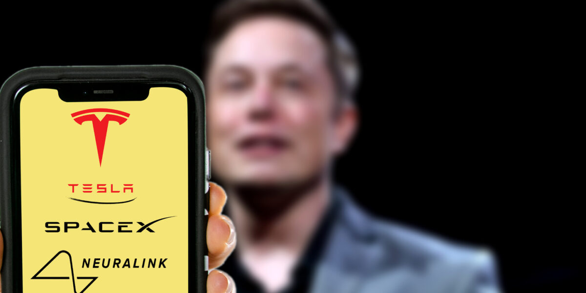 Elon Musk prédit la fin du travail à cause de l'IA, des spécialistes du sujet le recadrent sèchement