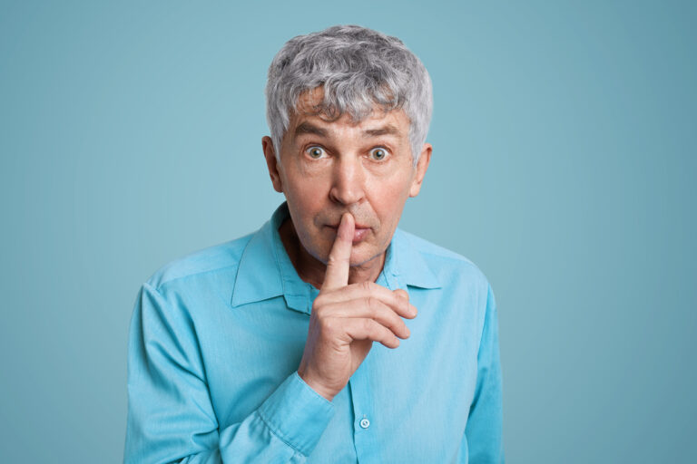 Tout comprendre à la clause de confidentialité : règles et exemples