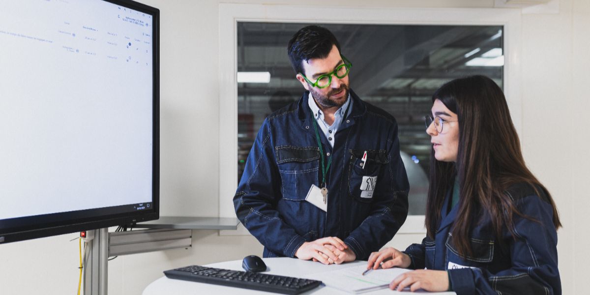 5 conseils d’experte pour décrocher une alternance dans l’industrie en 2025