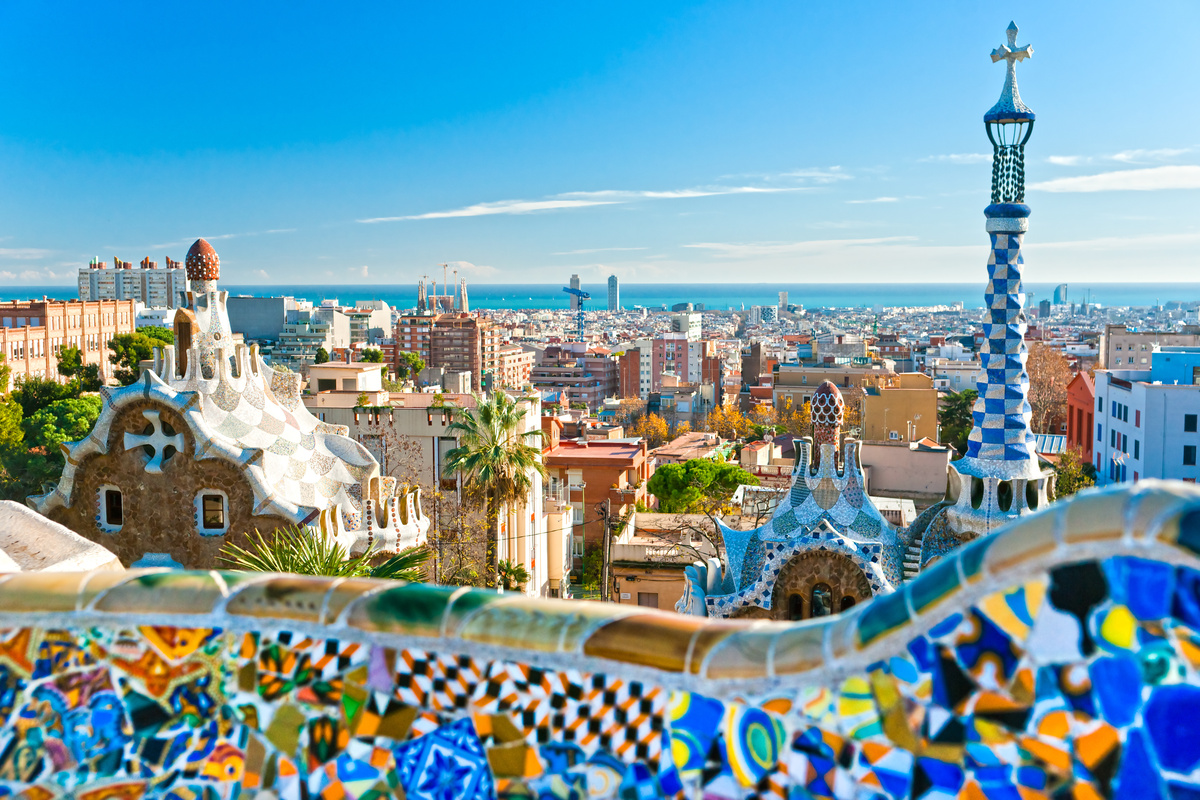 Travailler en Espagne : mode d’emploi (CV, entretien, salaires)
