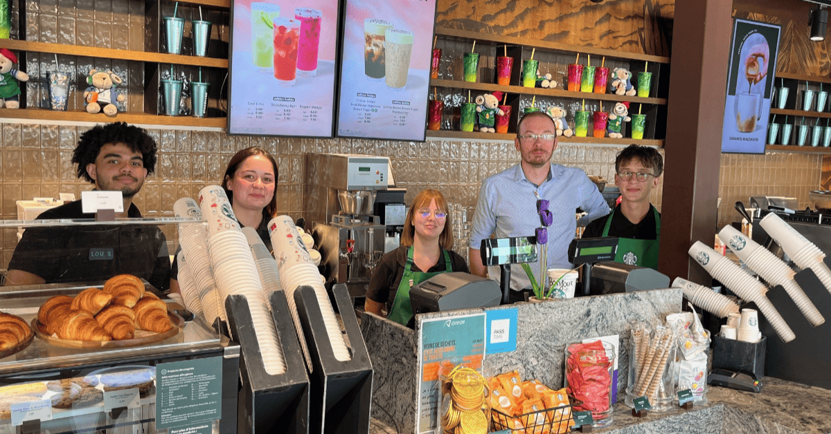 Un emploi saisonnier chez Areas ? Un premier job formateur, avec des perspectives d’évolution à la clef !